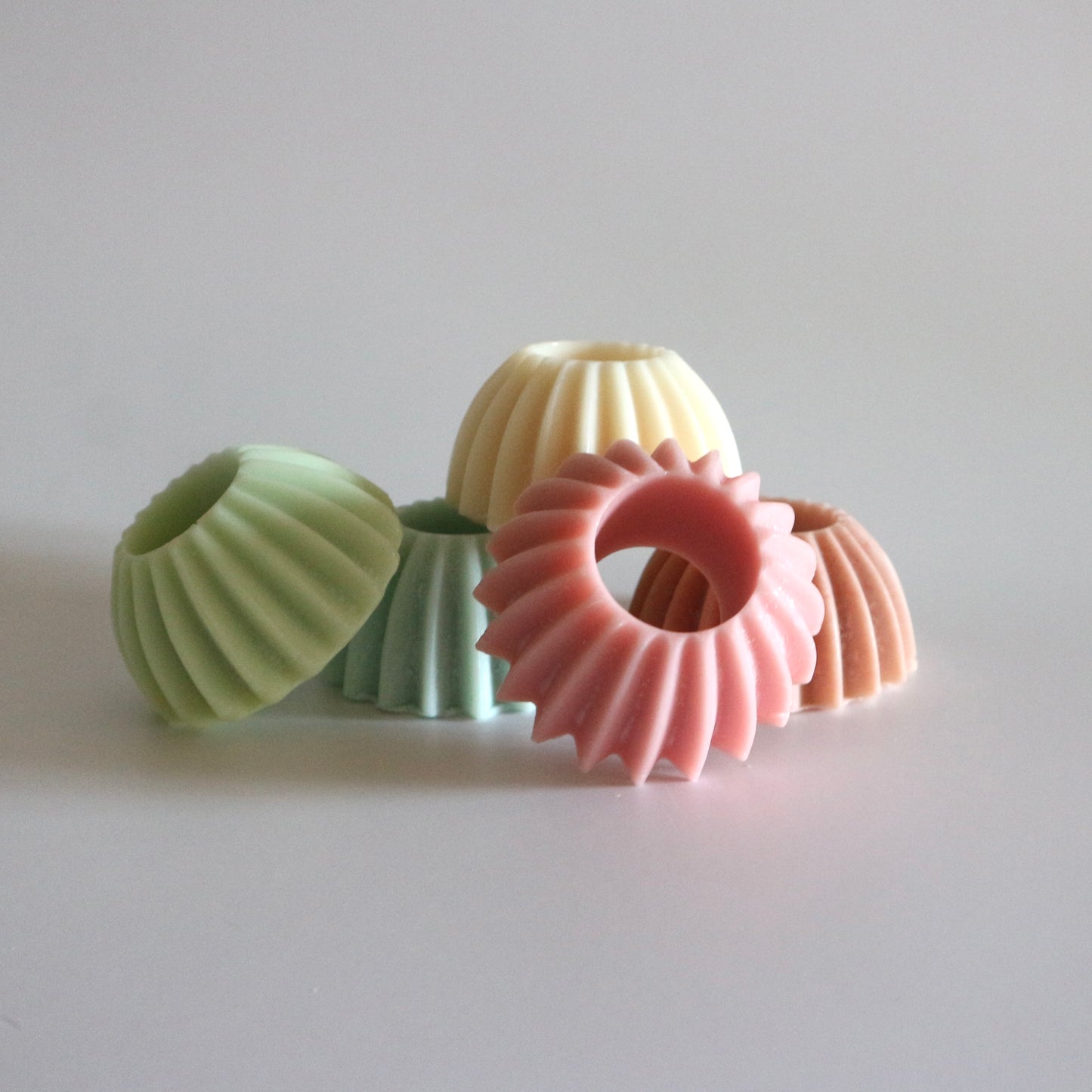 ColorStack🧩 | Cannele