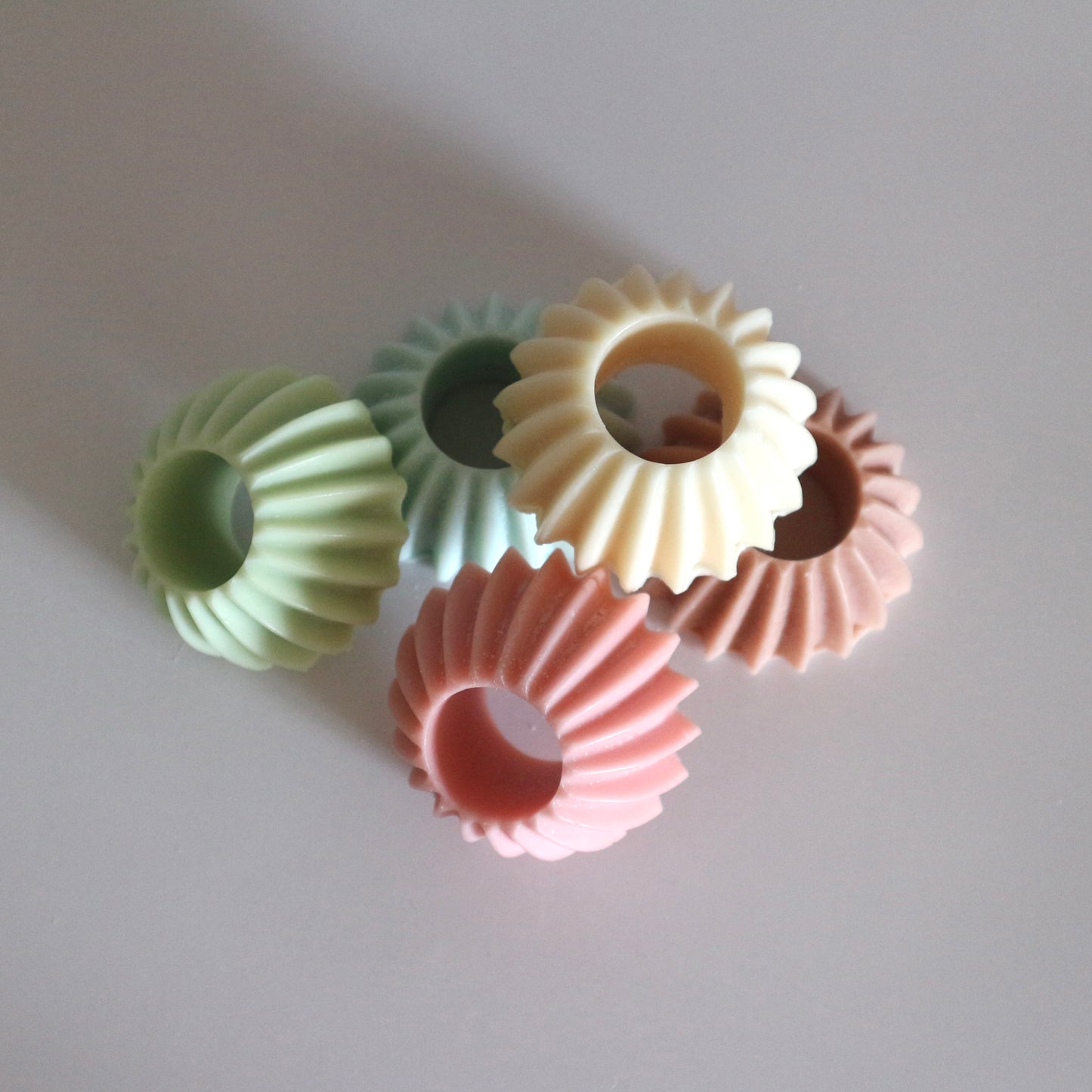 ColorStack🧩 | Cannele